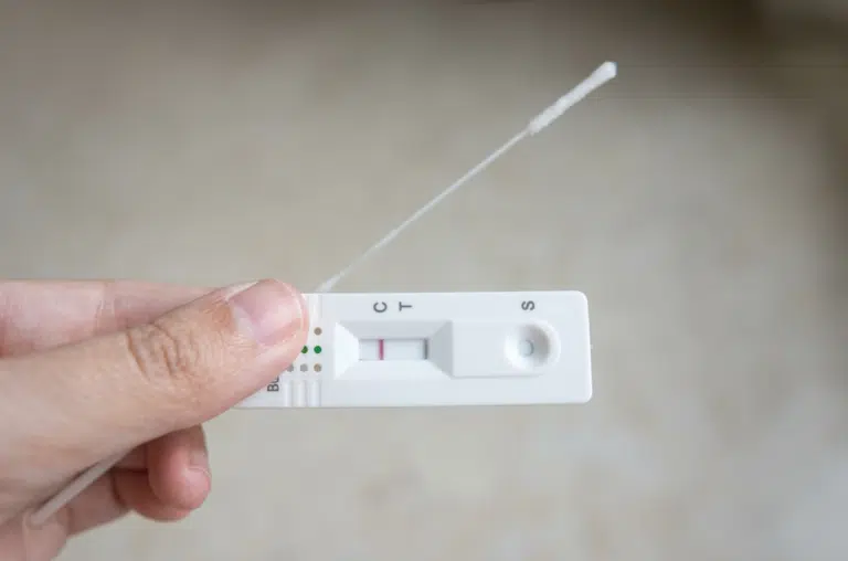 Autotest en pharmacie : test rapide de dépistage à réaliser soi-même