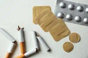 Gommes, pastilles et sprays à la nicotine, substituts nicotiniques oraux pour le sevrage tabagique